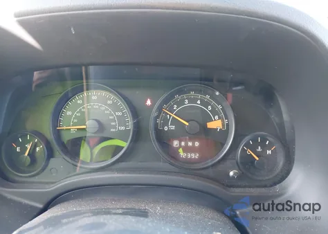 2016 Jeep Compass 75Th Anniversary from USA, damaged, VIN 1C4NJDBB3GD674882